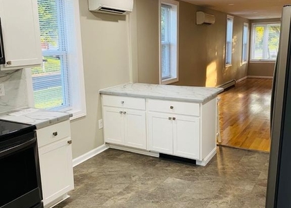 1703 Hollywood Avenue - Photo 1