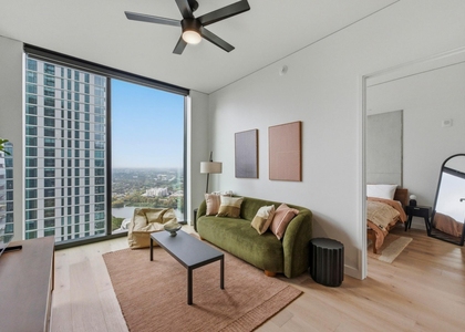 610 Davis St - Photo 1