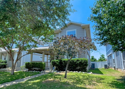 601 Cherry Creek Dr - Photo 1