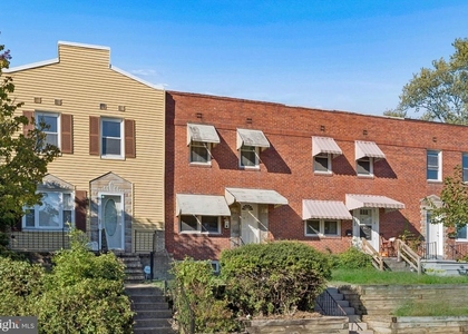 1716 Redwood Avenue - Photo 1