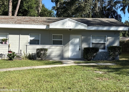 5147 107th Street - Photo 1