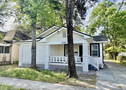 1130 E 16th Street - Photo 1