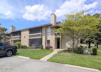 10200 Belle Rive Boulevard - Photo 1