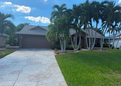 4312 Sw 25th Place - Photo 1