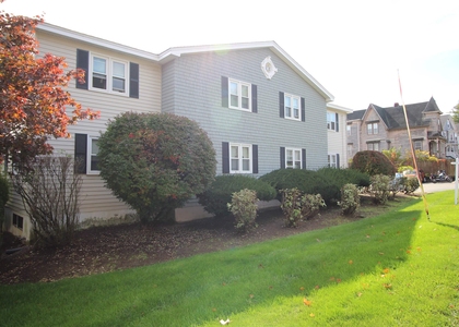 73 East Broadway - Photo 1