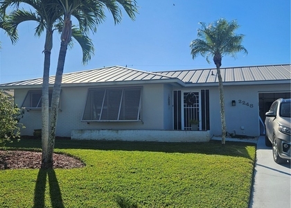 2248 Harvard Avenue - Photo 1