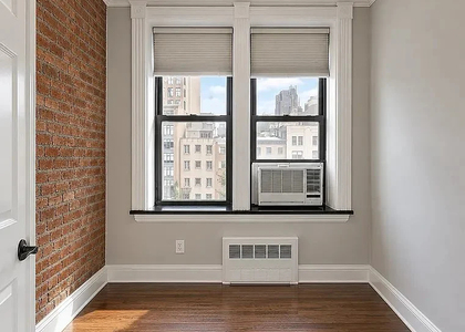 234 West 14th Street - Photo 1