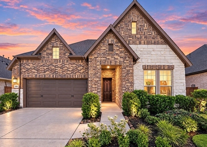 19914 Valentina Pointe Drive - Photo 1
