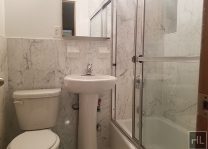 East 81 Street - Photo 1