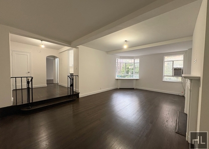 Fifth Avenue - Photo 1
