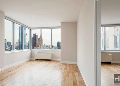 6th Avenue - Photo 1