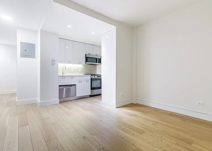 East 43th Street - Photo 1
