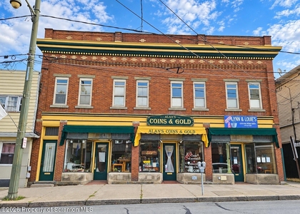 412 W Lackawanna Avenue - Photo 1