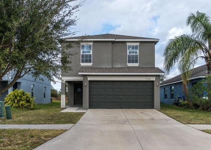 7704 Maroon Peak Drive - Photo 1