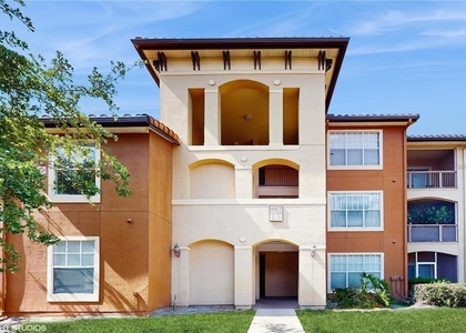 5536 Metrowest Boulevard - Photo 1