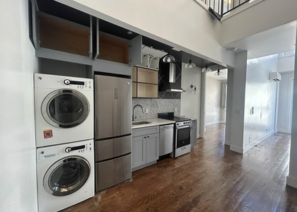 85 Graham Avenue - Photo 1