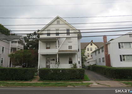 418 East Street - Photo 1
