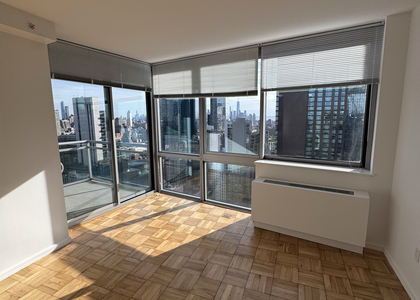 West 37th Street - Photo 1
