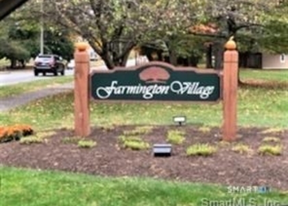 1634 Farmington Avenue - Photo 1