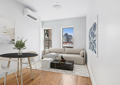 550 Van Buren Street - Photo 1
