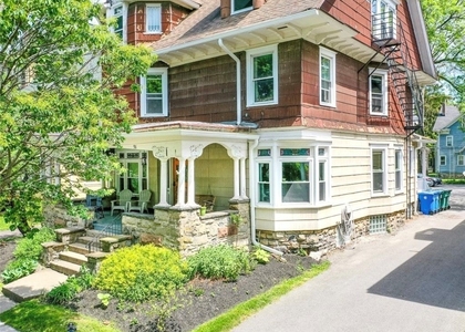 96 Rutgers Street - Photo 1