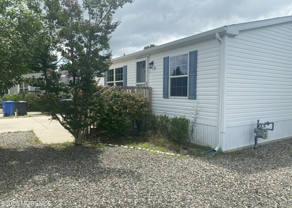 5 Maple Tree Court - Photo 1