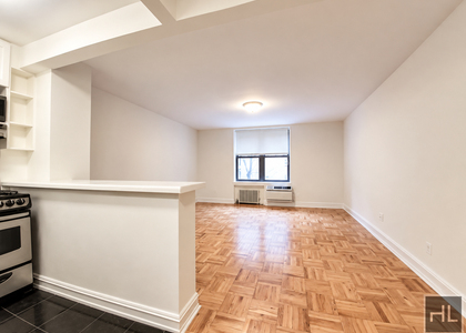 West 16 Street - Photo 1