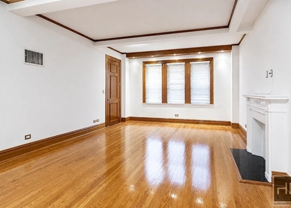 West 58 Street - Photo 1