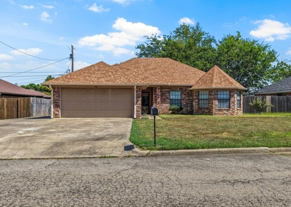1100 Markeda - Photo 1