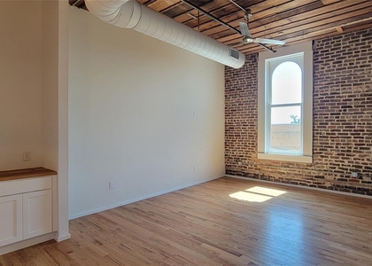 201 Chambers Street - Photo 1