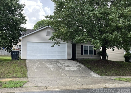 1404 Jordans Pond Lane - Photo 1