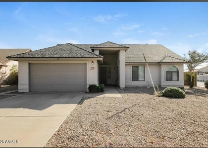 7643 W Beryl Avenue - Photo 1