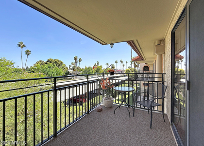 10330 W Thunderbird Boulevard - Photo 1