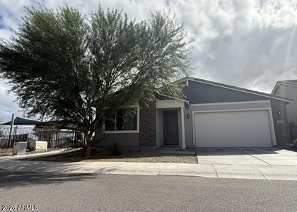 10945 W Baden Street - Photo 1
