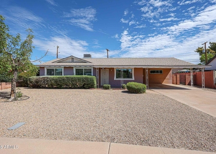 7308 E Pierce Street - Photo 1