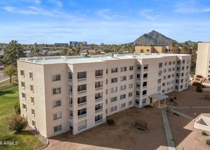 7910 E Camelback Road - Photo 1