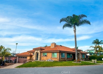 401 Holmwood Drive - Photo 1