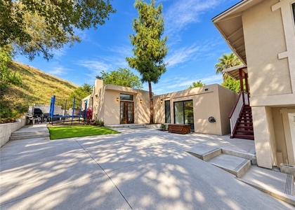 11280 San Mateo - Photo 1