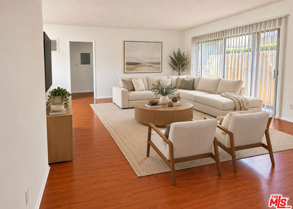 18444 Collins Street - Photo 1