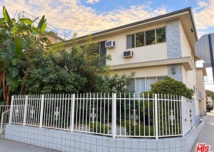 7704 Romaine Street - Photo 1