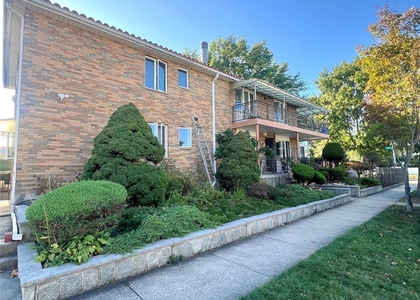 188-20 50 Ave - Photo 1