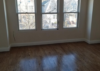 10916 Pinegrove Street - Photo 1