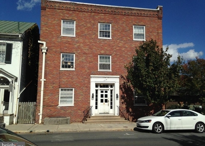 208 W Boscawen Street - Photo 1