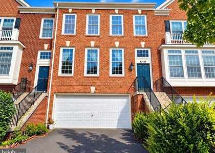 42688 Rolling Rock Square - Photo 1