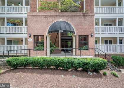 1504 Lincoln Way - Photo 1