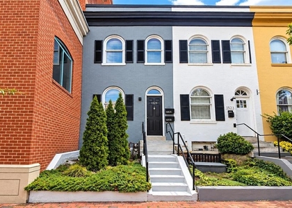 1525 King Street - Photo 1