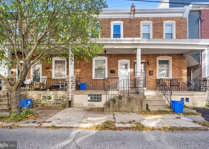 439 Dupont Street - Photo 1