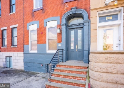 1916 W Girard Avenue - Photo 1