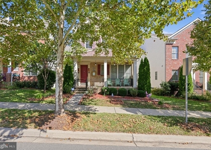 22805 Broadway Avenue - Photo 1