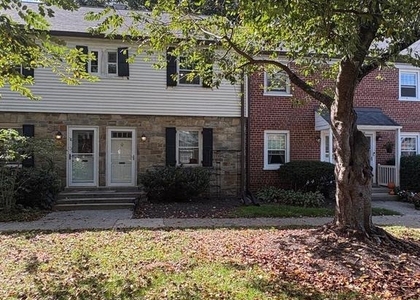 1742 E West Highway - Photo 1